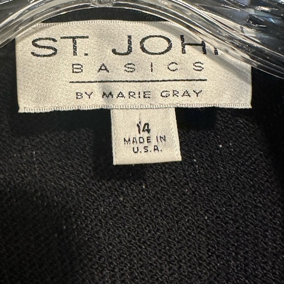 St. John’s Basics by Marie Gray Black Blazer Suit Coat, size 14 - Picture 6 of 9